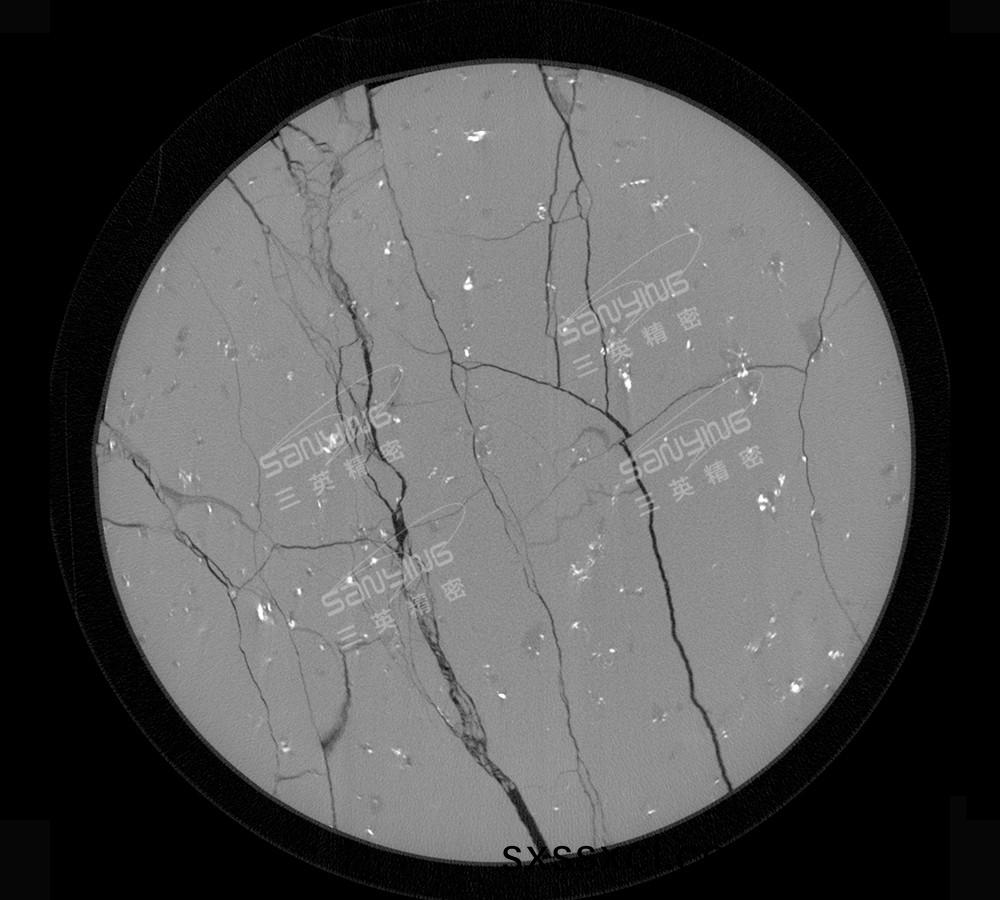 巗石(shi)內(nei)部裂(lie)紋